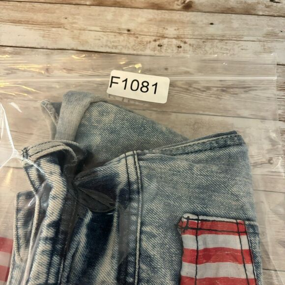 VTG Seventeen Jean Shorts Sz 11 Patriotic Distressed Cut Off Denim Blue Striped - Picture 12 of 12
